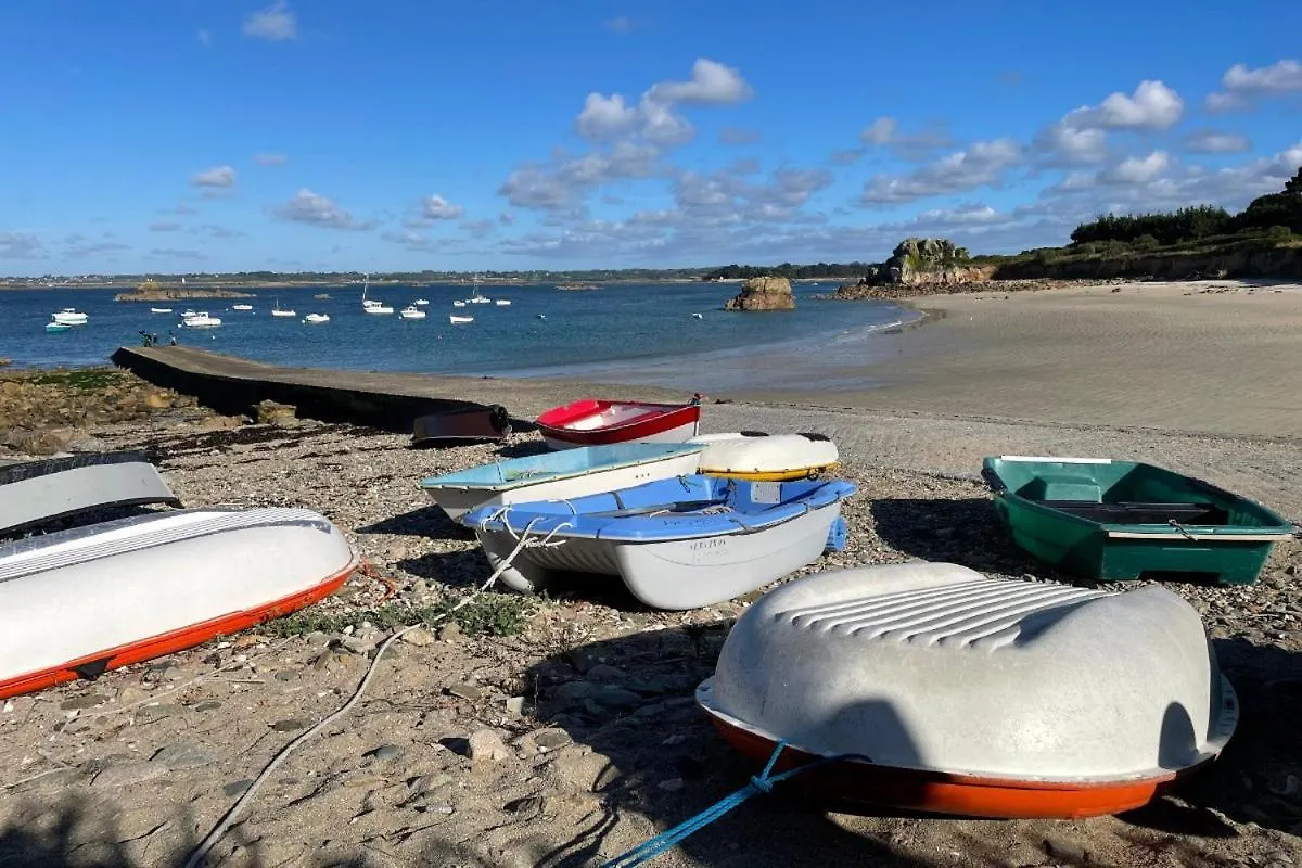 Gite Proche Cote Granit Rose Paimpol Chants Marins Brélidy フランス